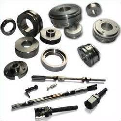 AUTO MACHINED COMPONENTS